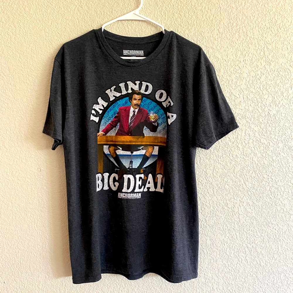 'I'm Kind of a Big Deal' Graphic Tee - Black
